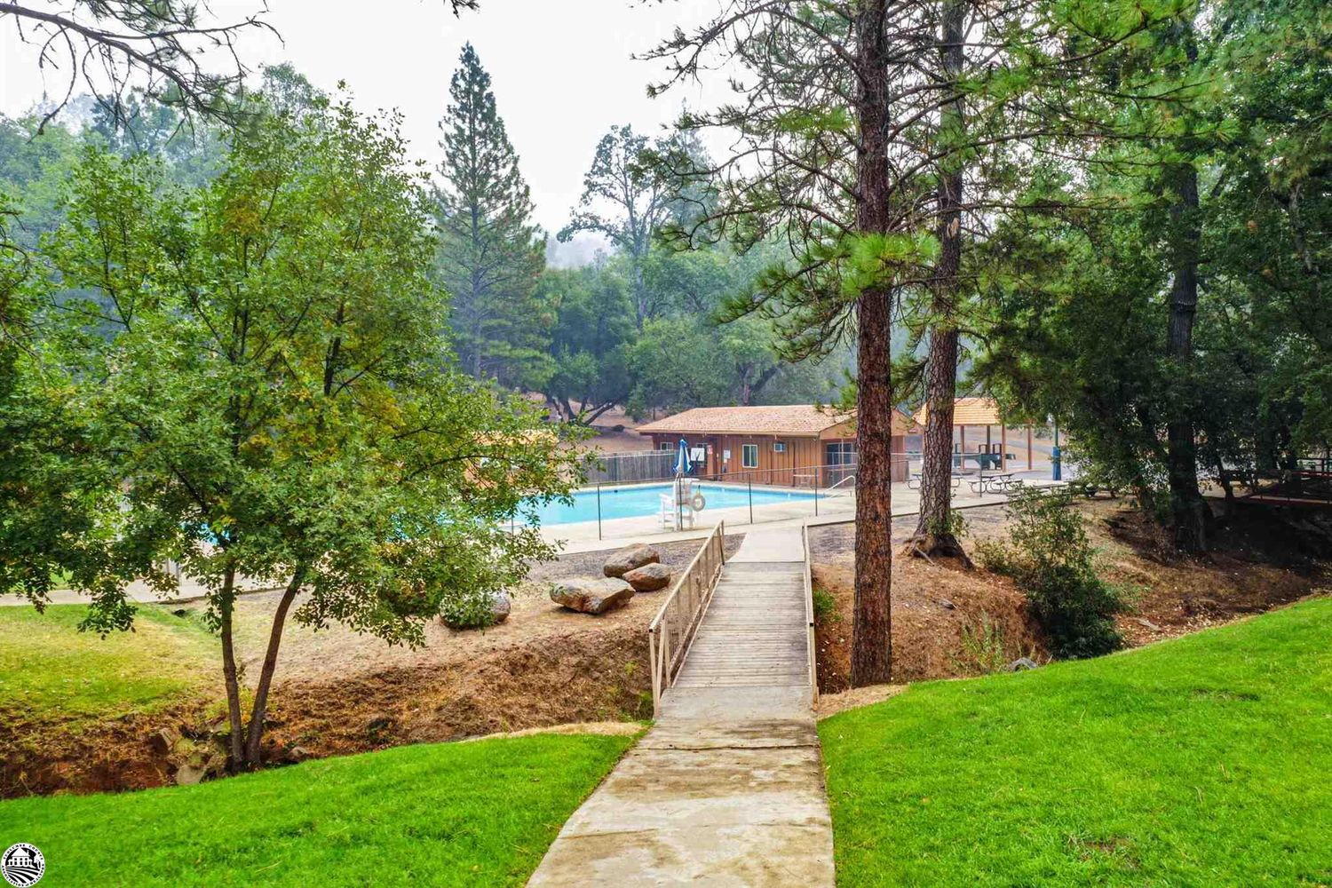 17301 Silver Spur Dr, Tuolumne, CA 95379